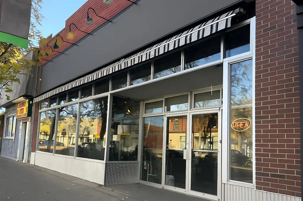4965 50 Street