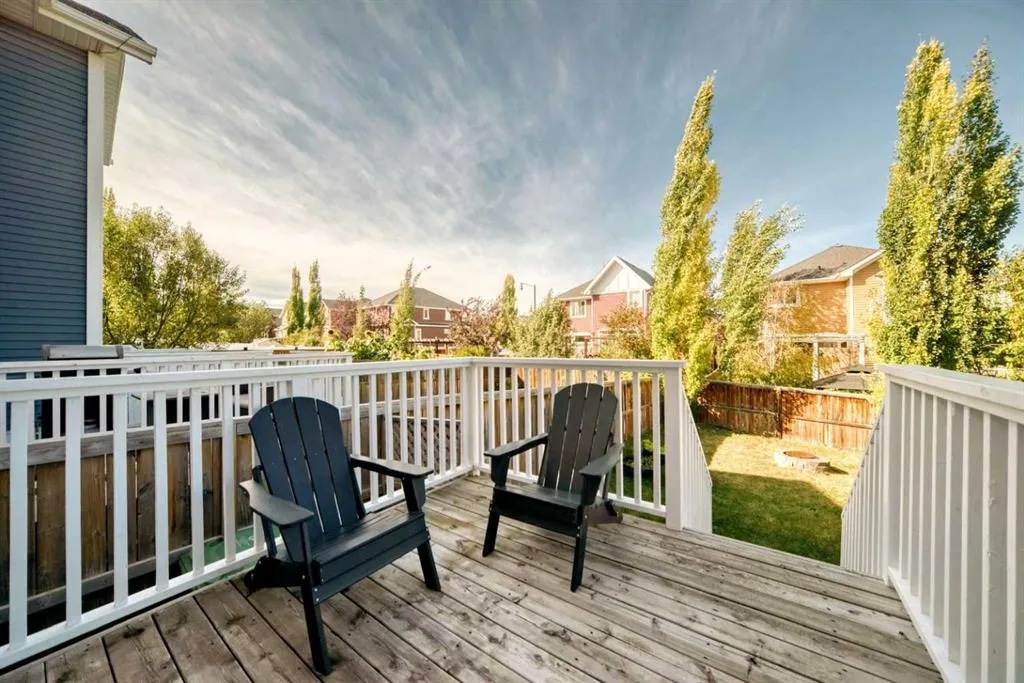 790 River Heights Crescent