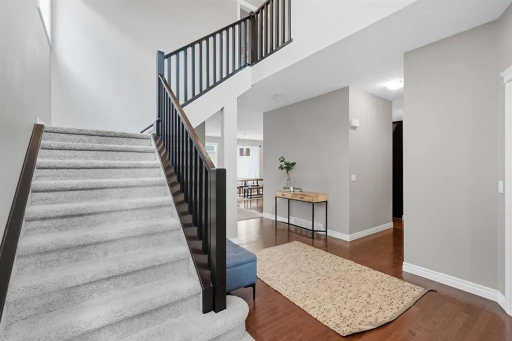136 Silverado Skies Manor SW