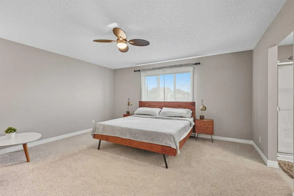 136 Silverado Skies Manor SW