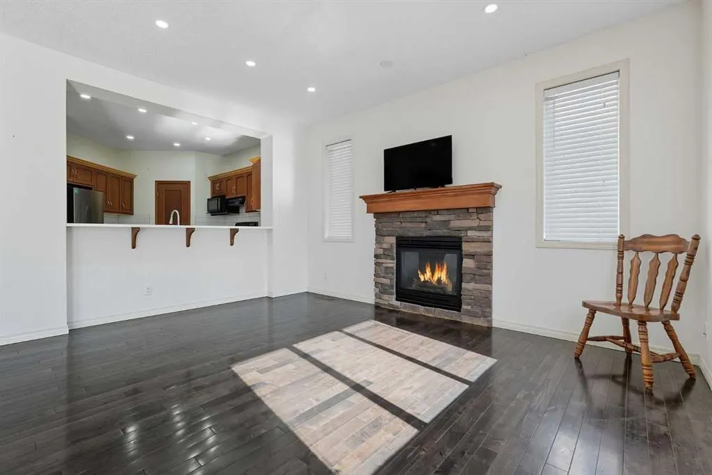 45 Everglen Crescent SW