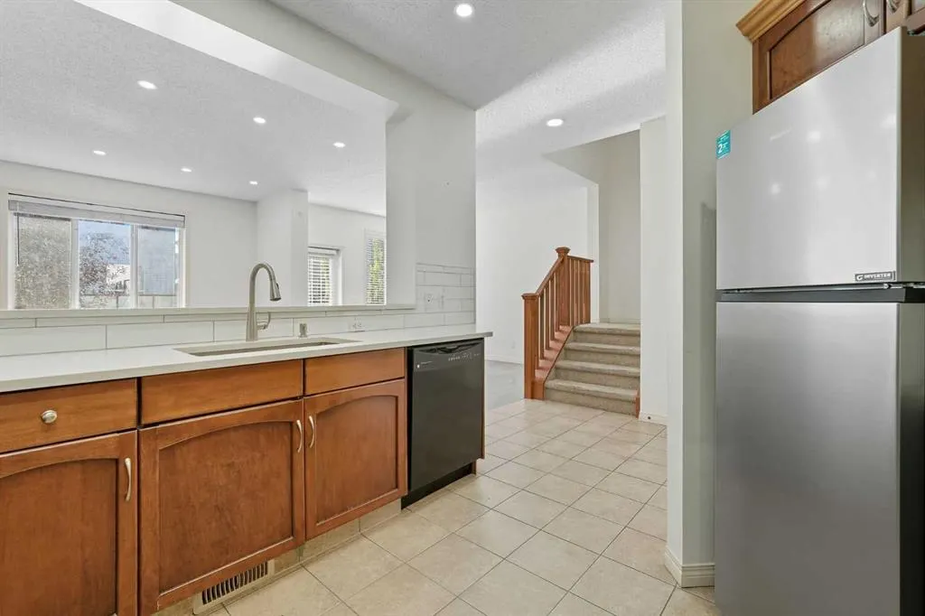 45 Everglen Crescent SW