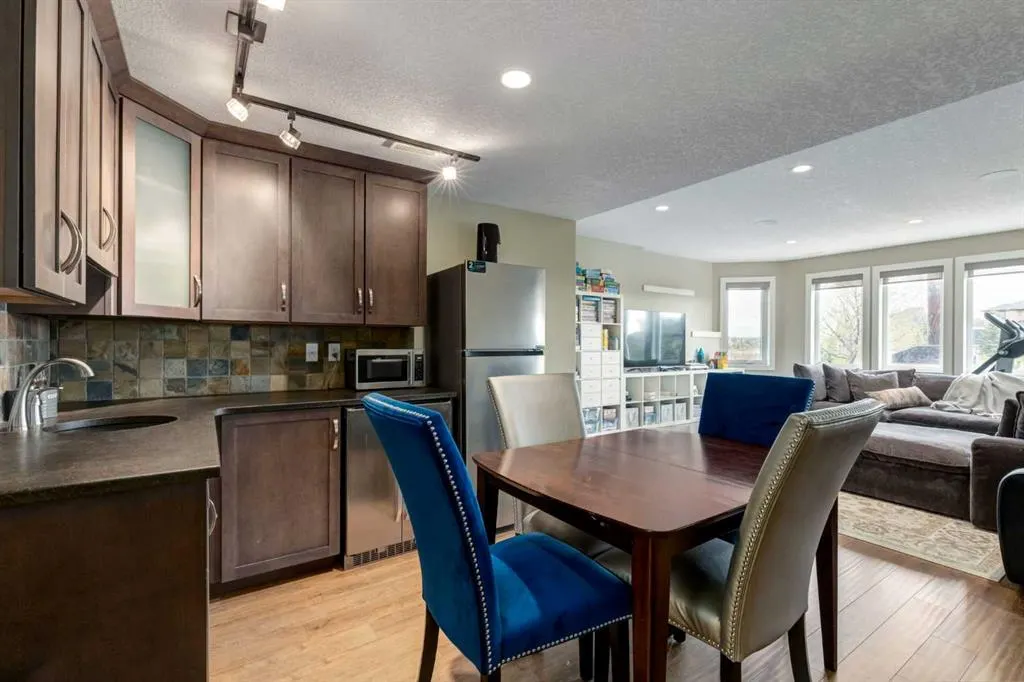 55 Monterra Cove