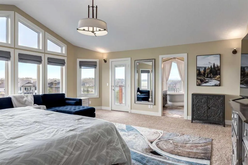 55 Monterra Cove