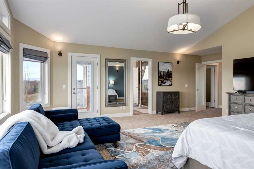 55 Monterra Cove