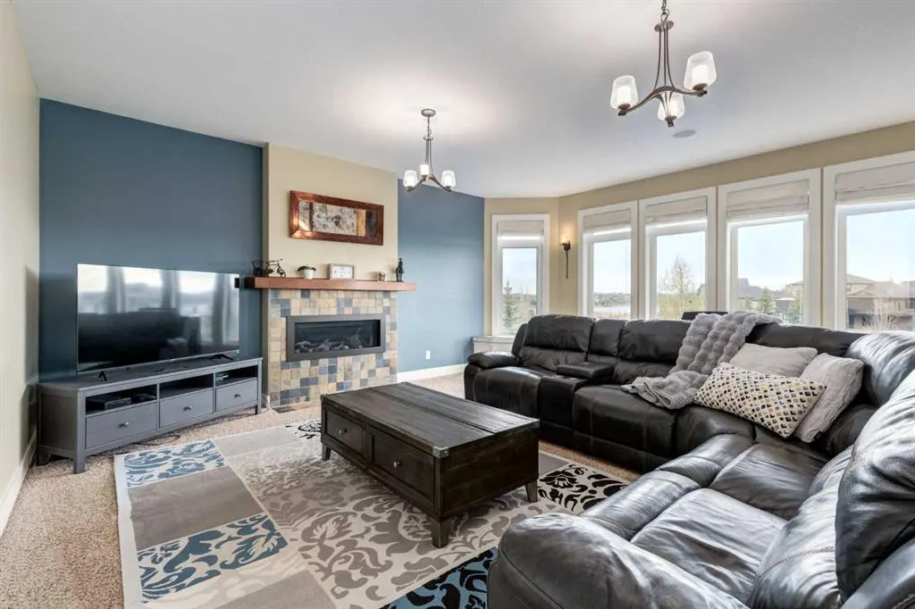 55 Monterra Cove