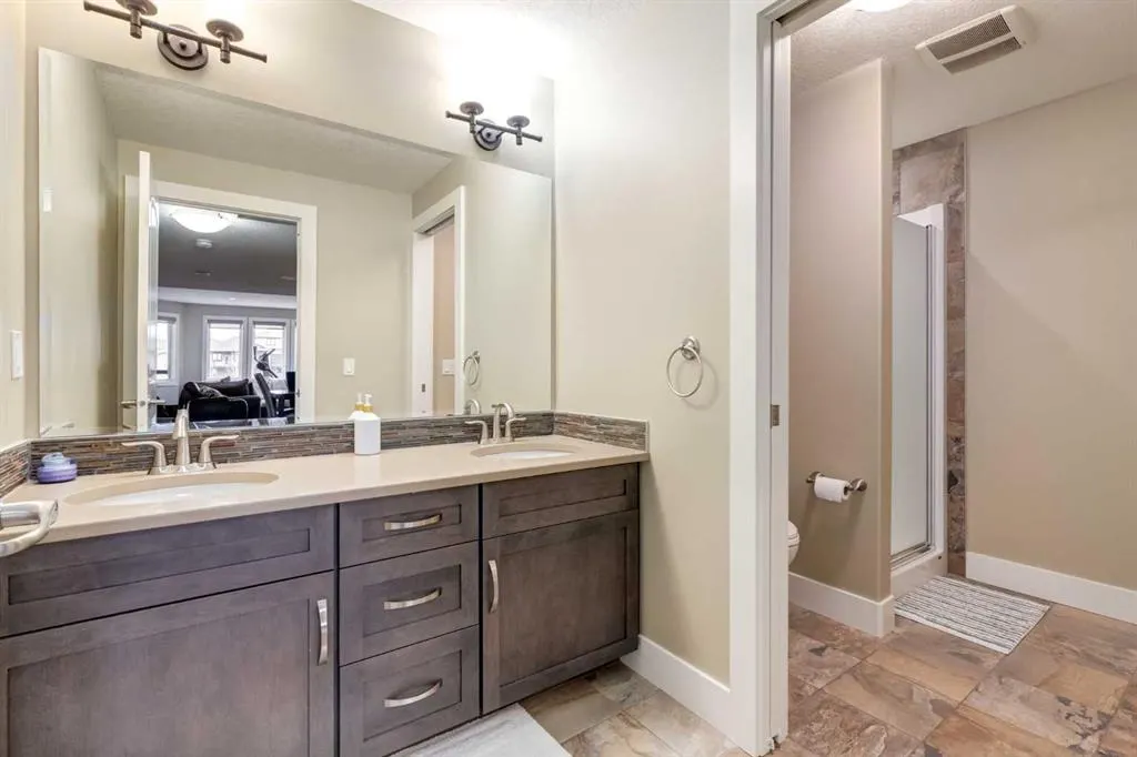 55 Monterra Cove