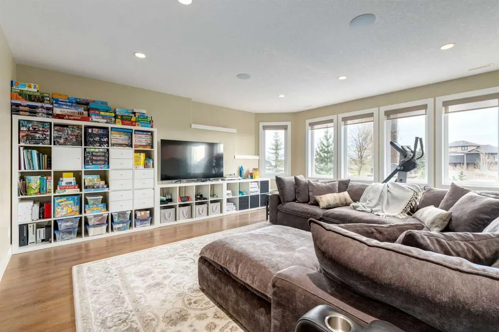 55 Monterra Cove
