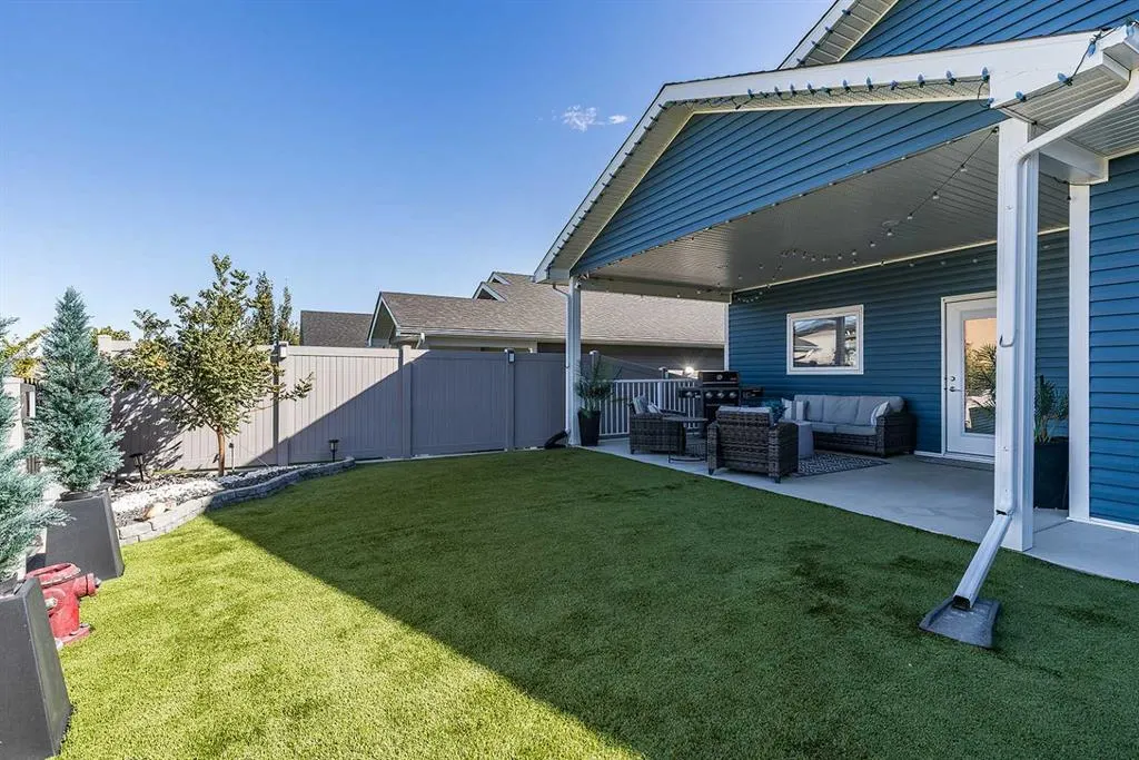 258 Ranchview Crescent NE