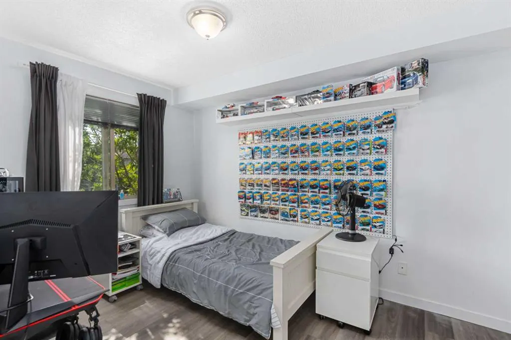 8 Bridlecrest Drive SW, #1310