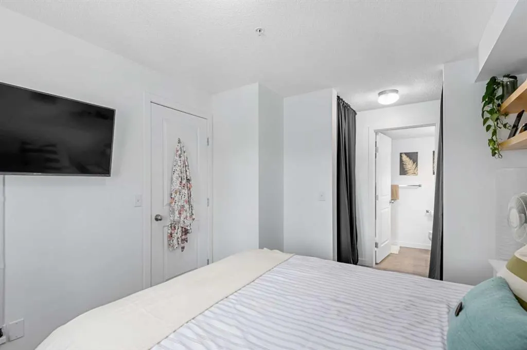 8 Bridlecrest Drive SW, #1310