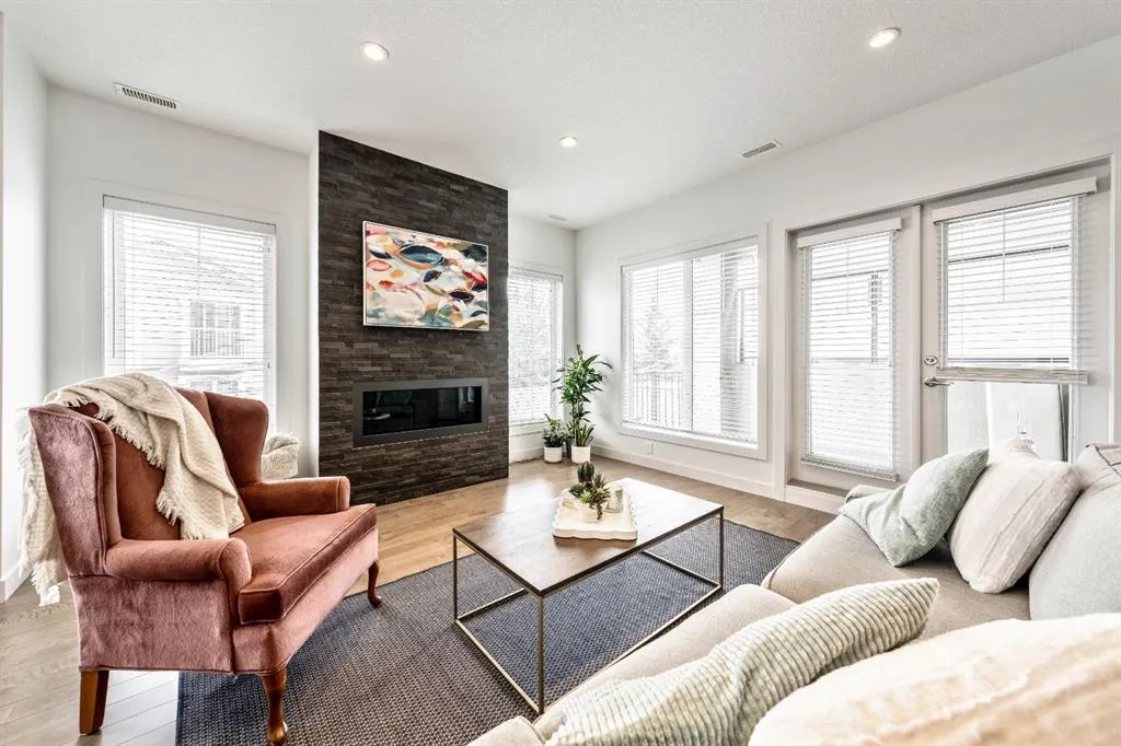 2428 30 Street SW, ##4