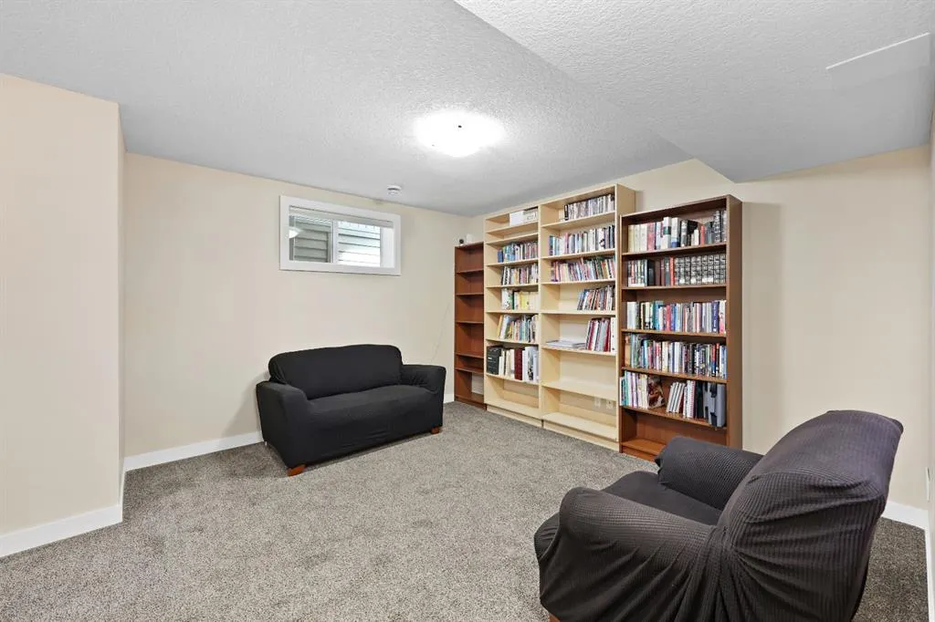 138 Nolan Hill Drive NW