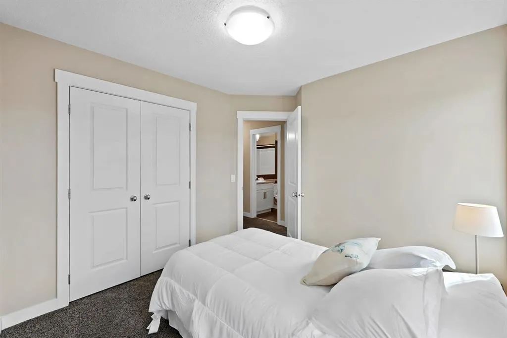 138 Nolan Hill Drive NW