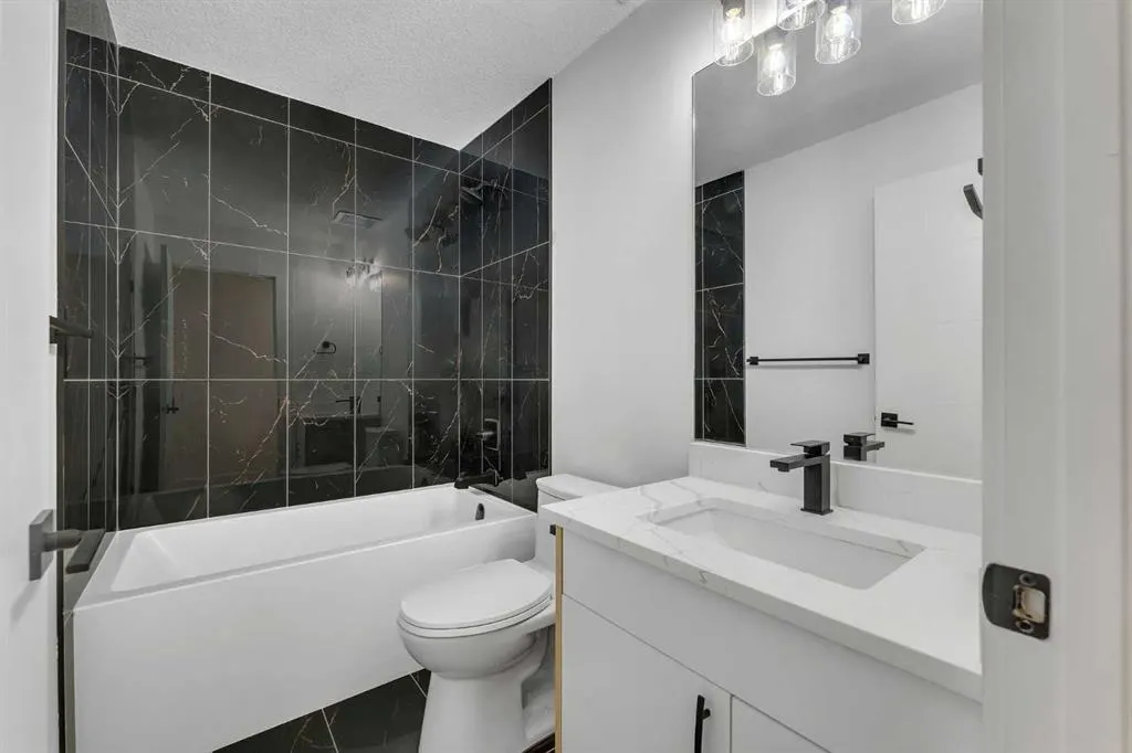 352 Lysander Place SE