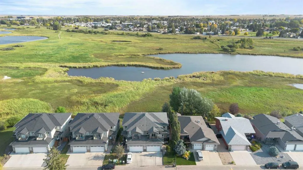 100 Lakeside View