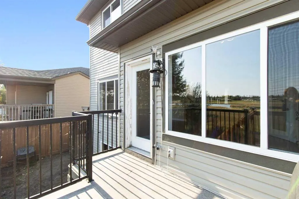 100 Lakeside View