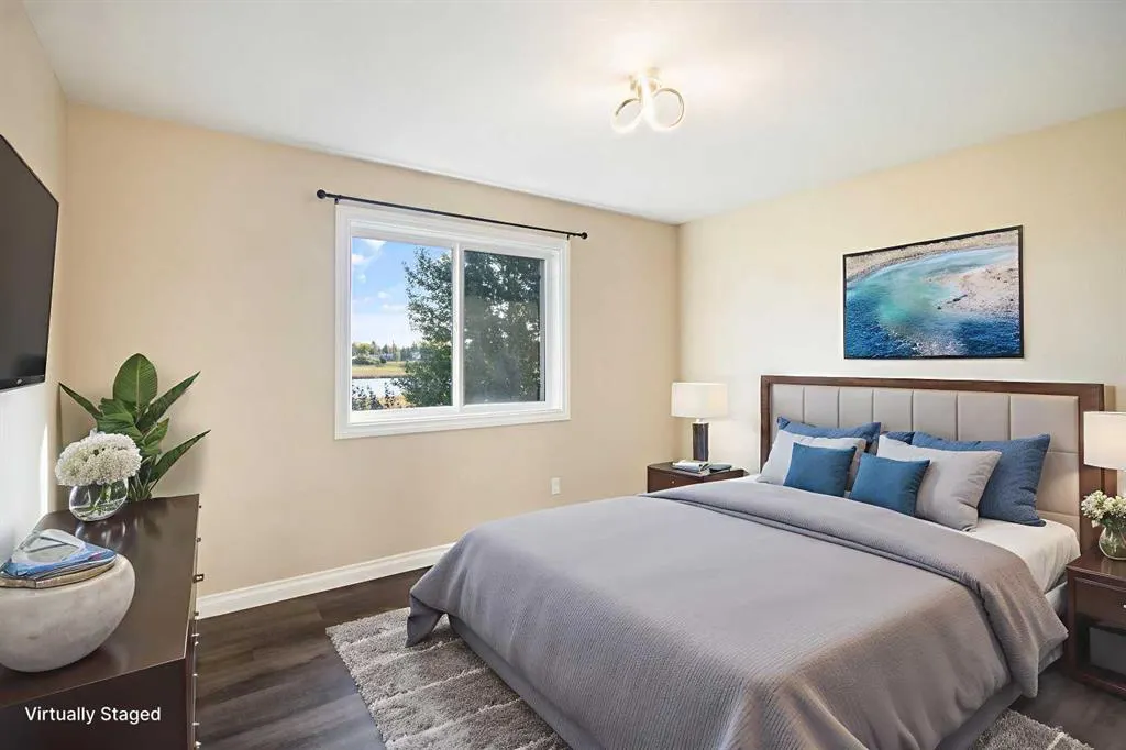 100 Lakeside View