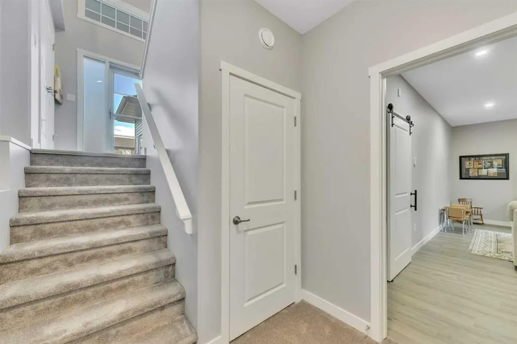 32 Cameron Close