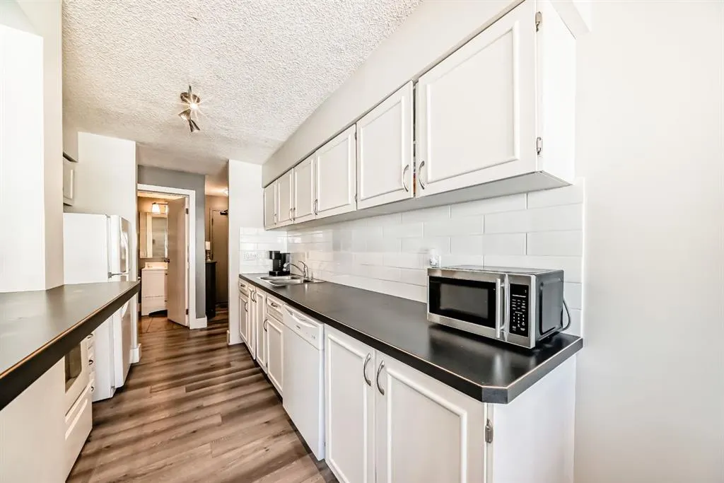 630 57 Avenue SW, #306