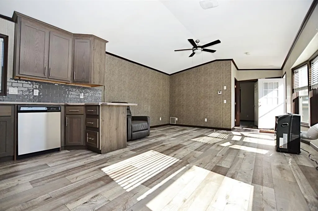 112 1 Street SE, #53