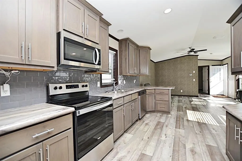112 1 Street SE, #53