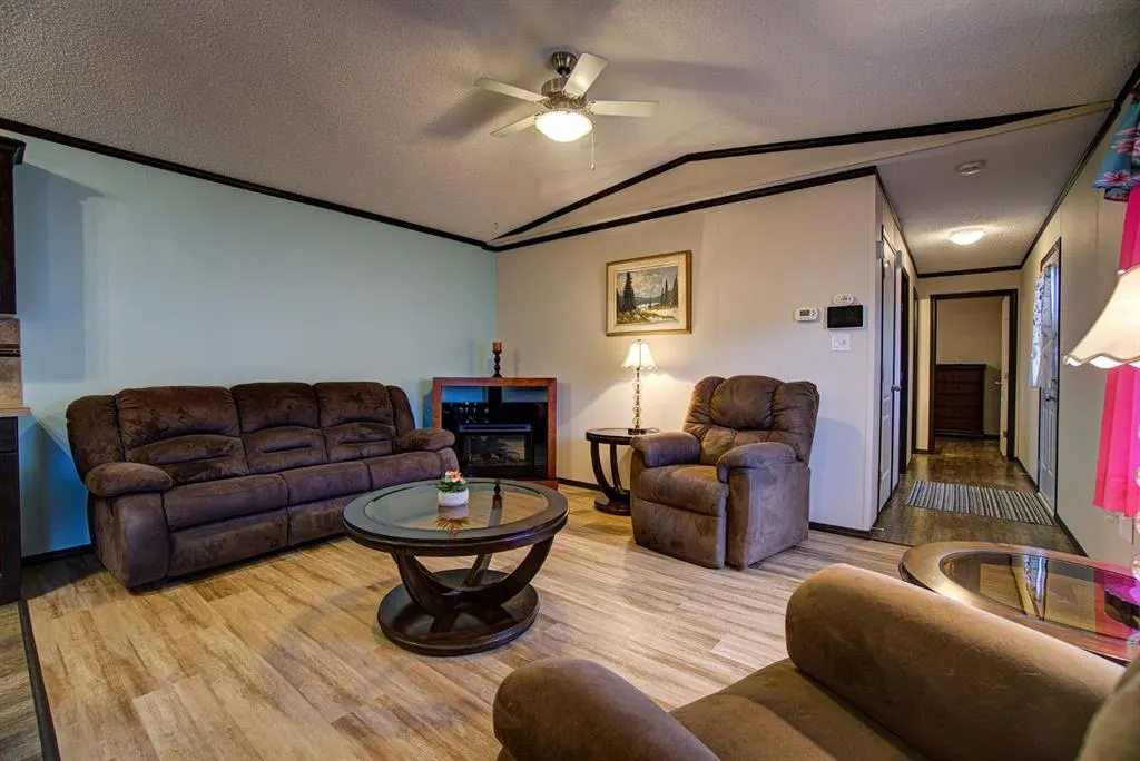 32 Westover Crescent