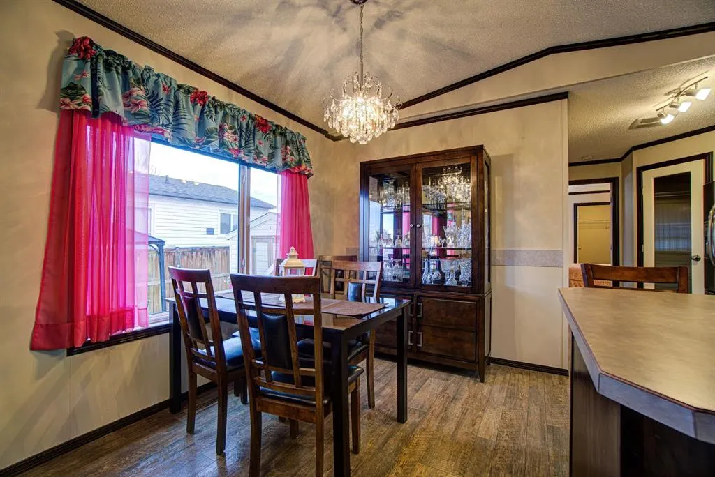 32 Westover Crescent