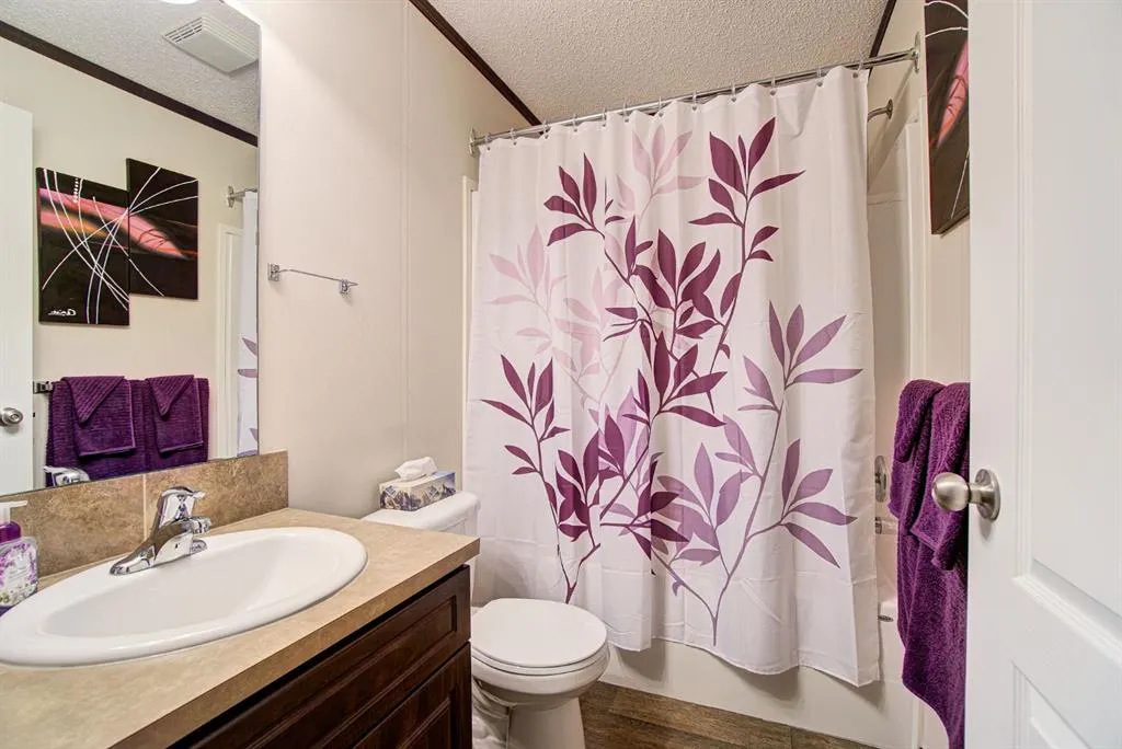 32 Westover Crescent