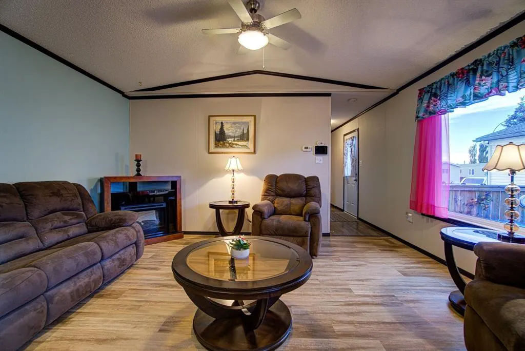 32 Westover Crescent