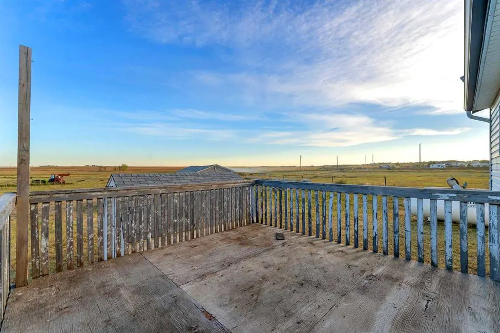 255140 Range Road 275