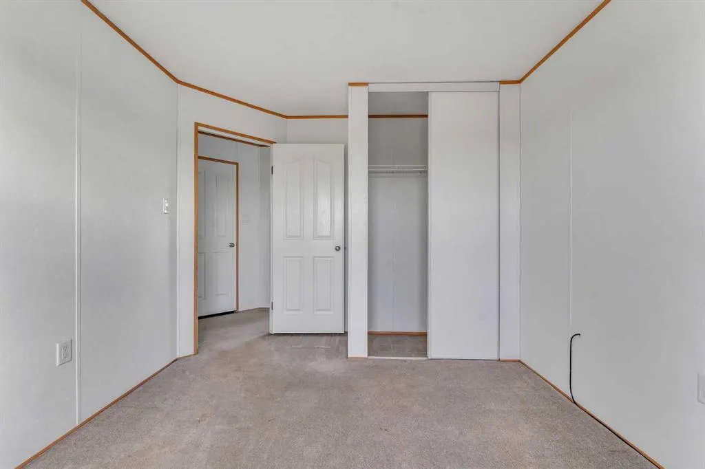 255140 Range Road 275
