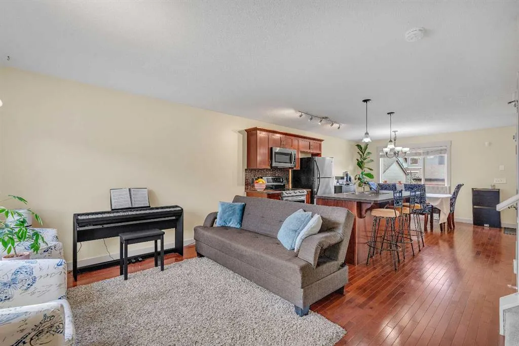 301 Skyview Ranch Drive NE