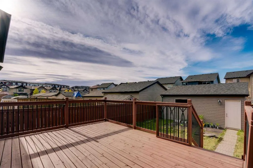 301 Skyview Ranch Drive NE