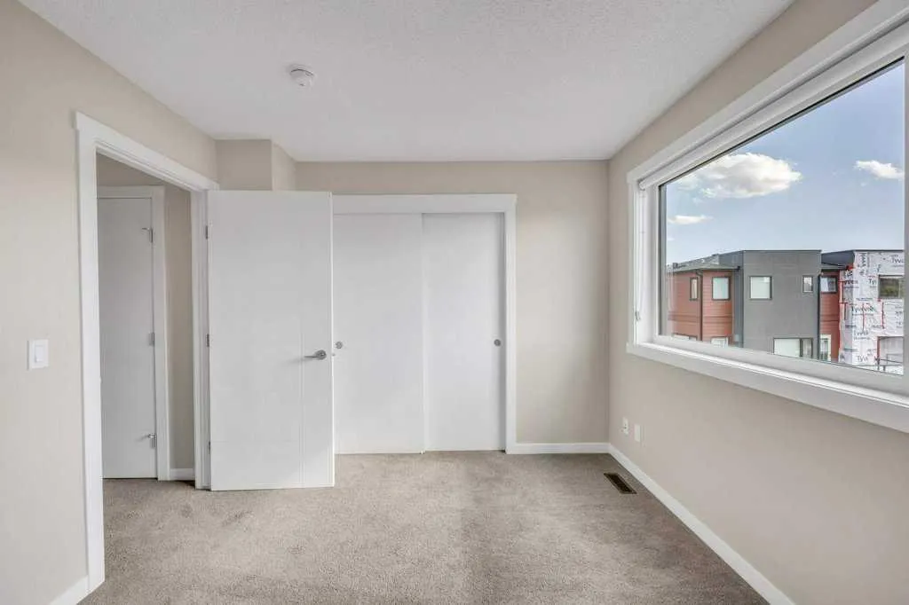 218 Sherwood Square NW, #903