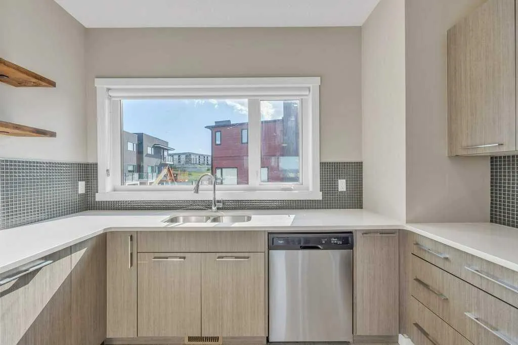 218 Sherwood Square NW, #903