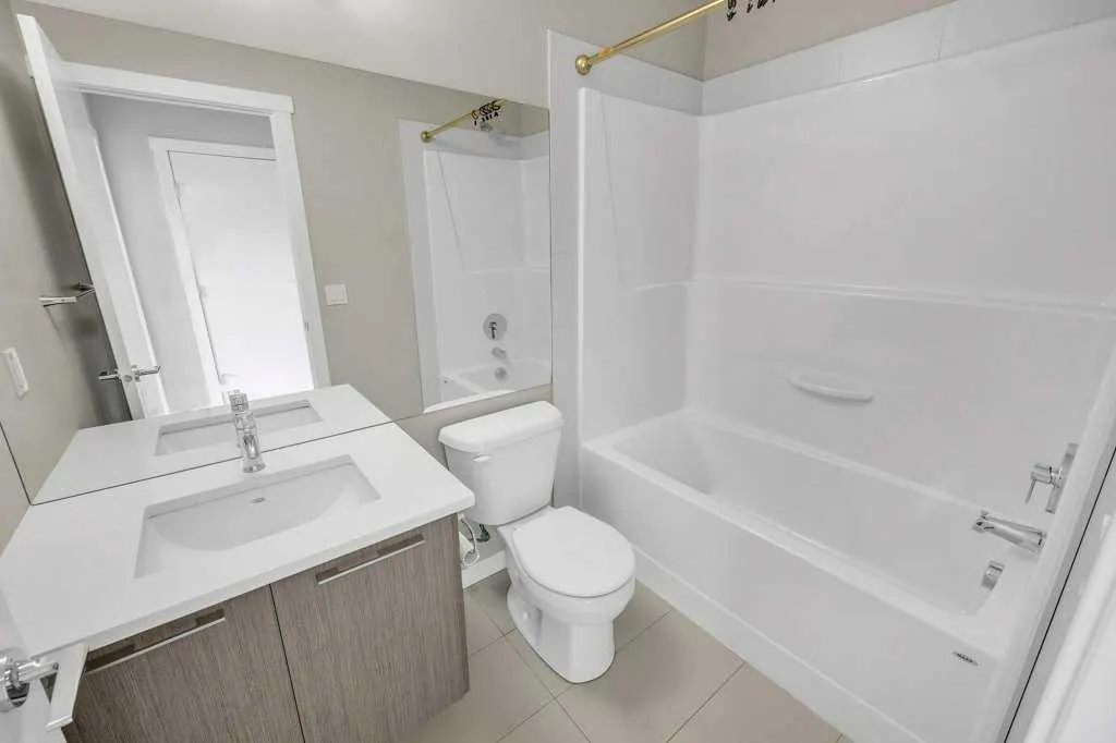 218 Sherwood Square NW, #903