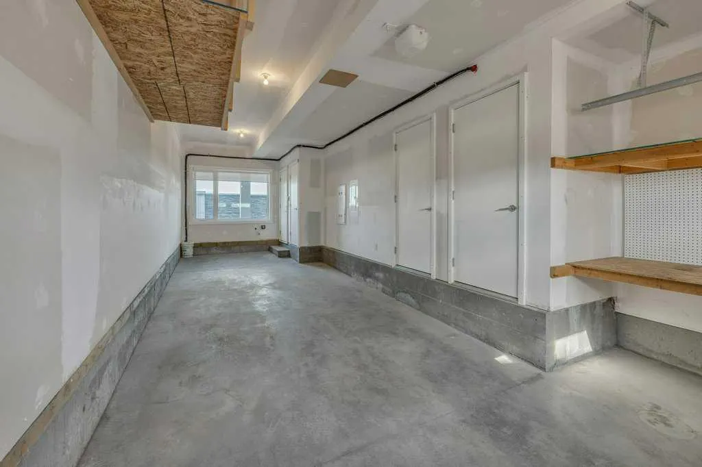 218 Sherwood Square NW, #903
