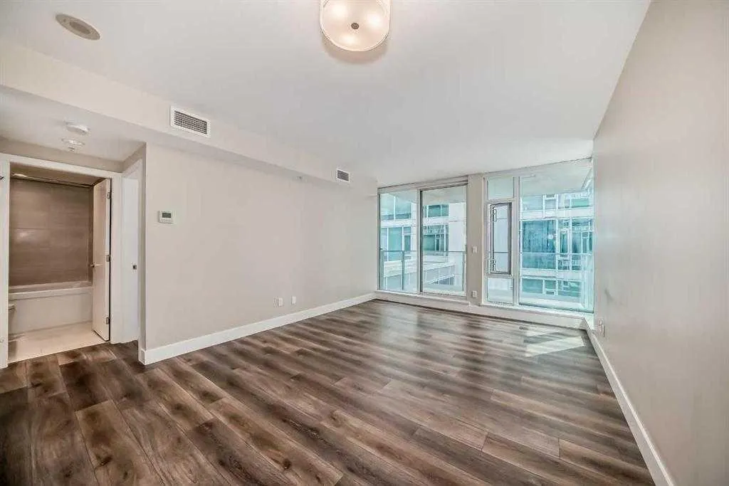 519 Riverfront Avenue SE, #307