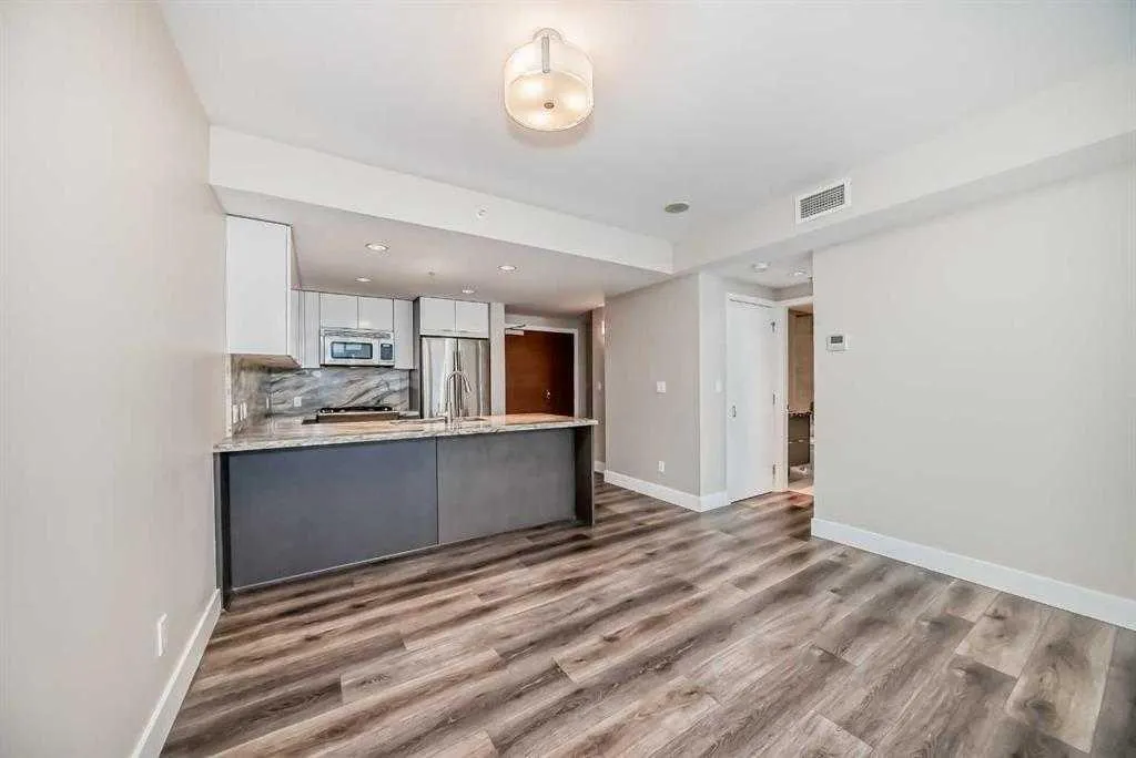 519 Riverfront Avenue SE, #307