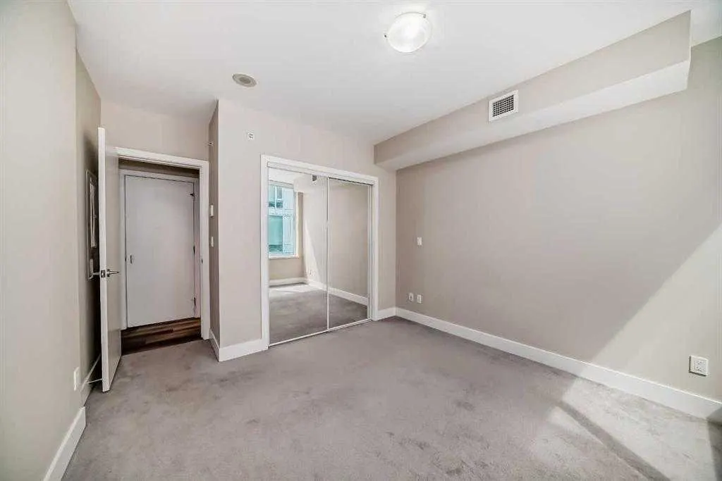 519 Riverfront Avenue SE, #307