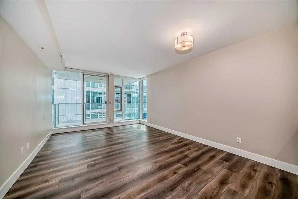 519 Riverfront Avenue SE, #307