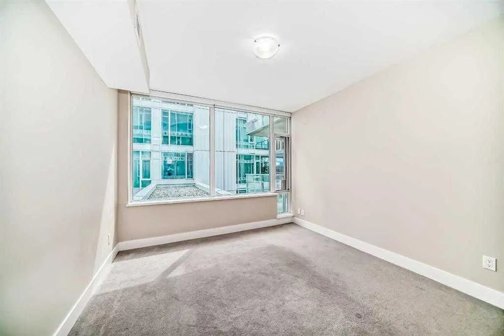 519 Riverfront Avenue SE, #307