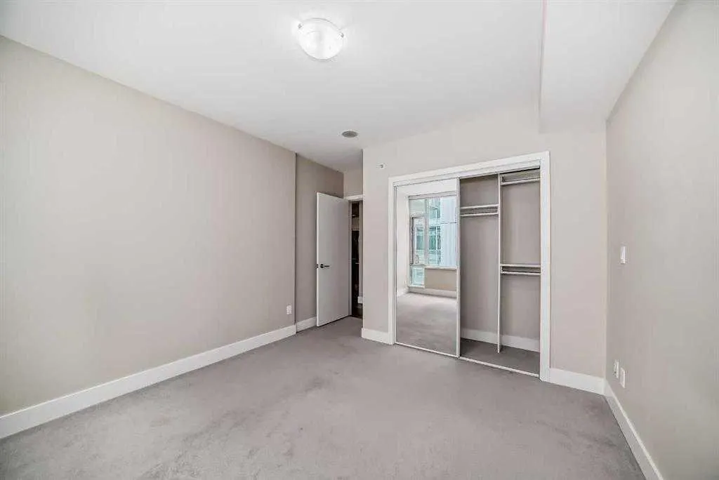 519 Riverfront Avenue SE, #307