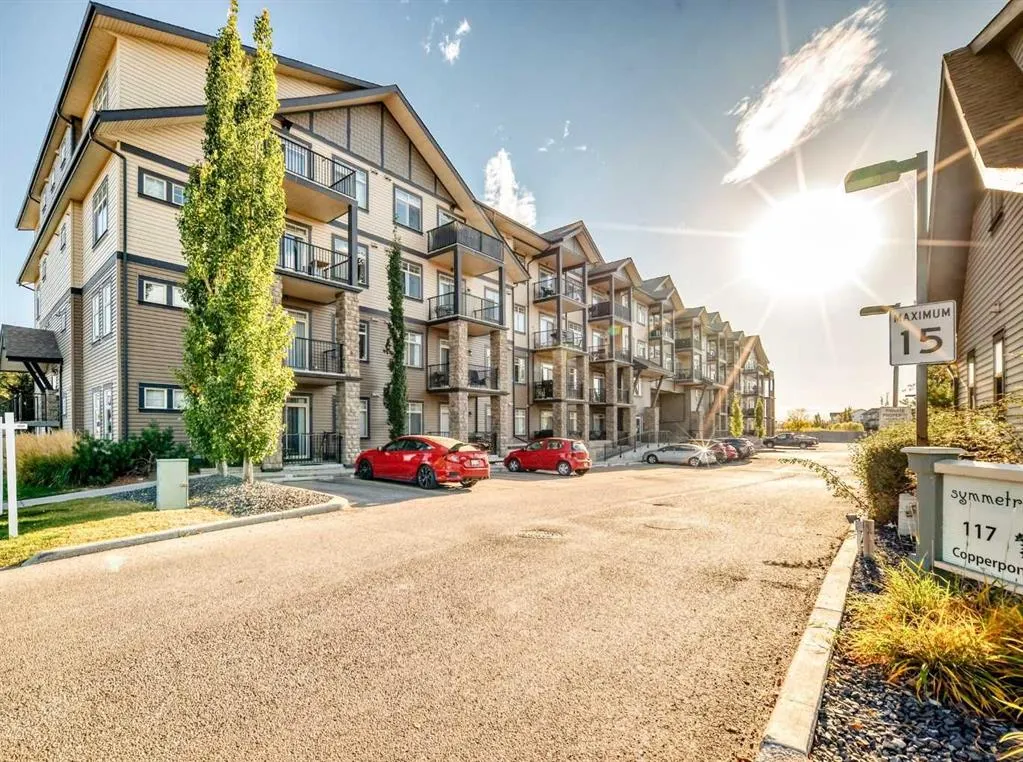 117 Copperpond SE, #301