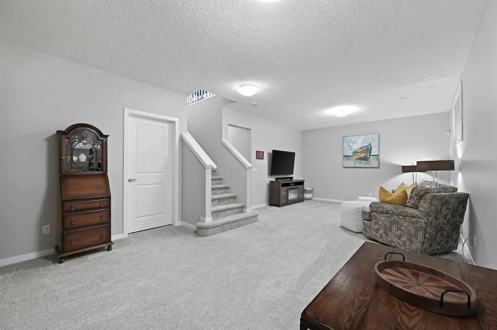 55 Fireside Circle, #102