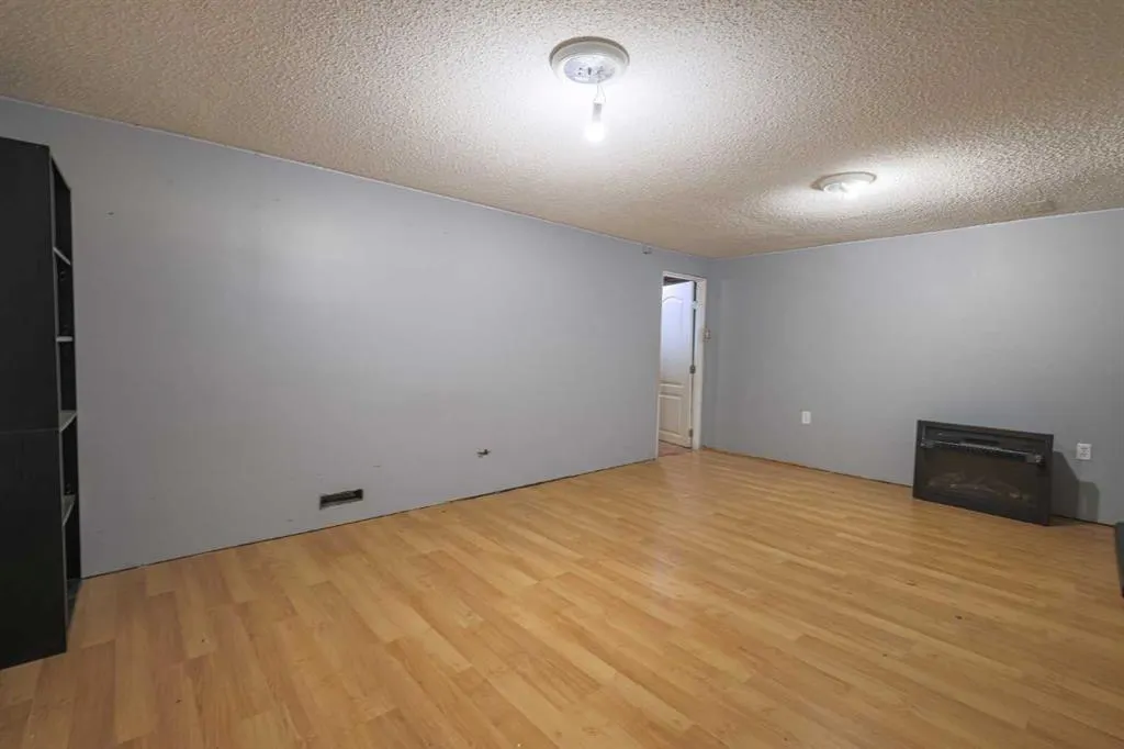 61049 Township Road 41-0