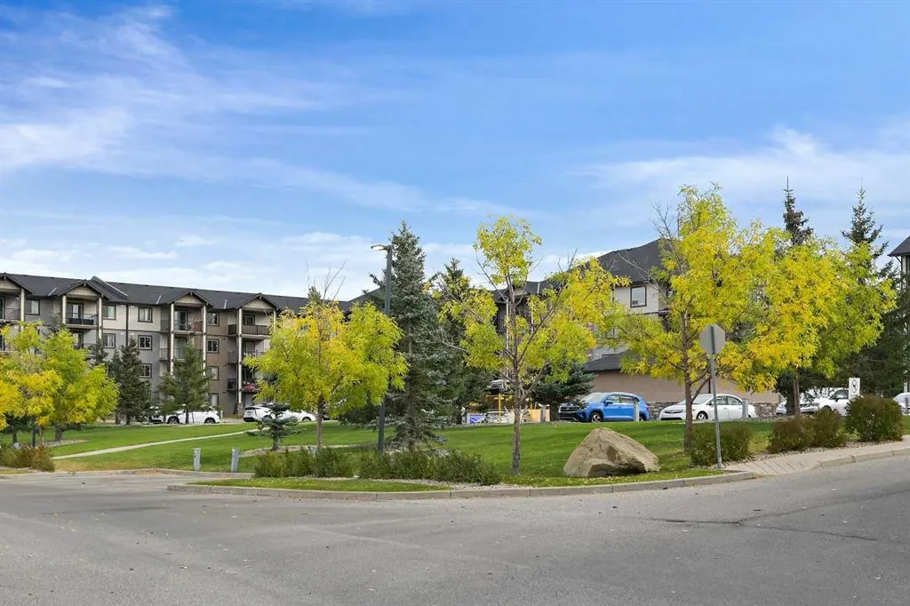 60 Panatella Street NW, #1424