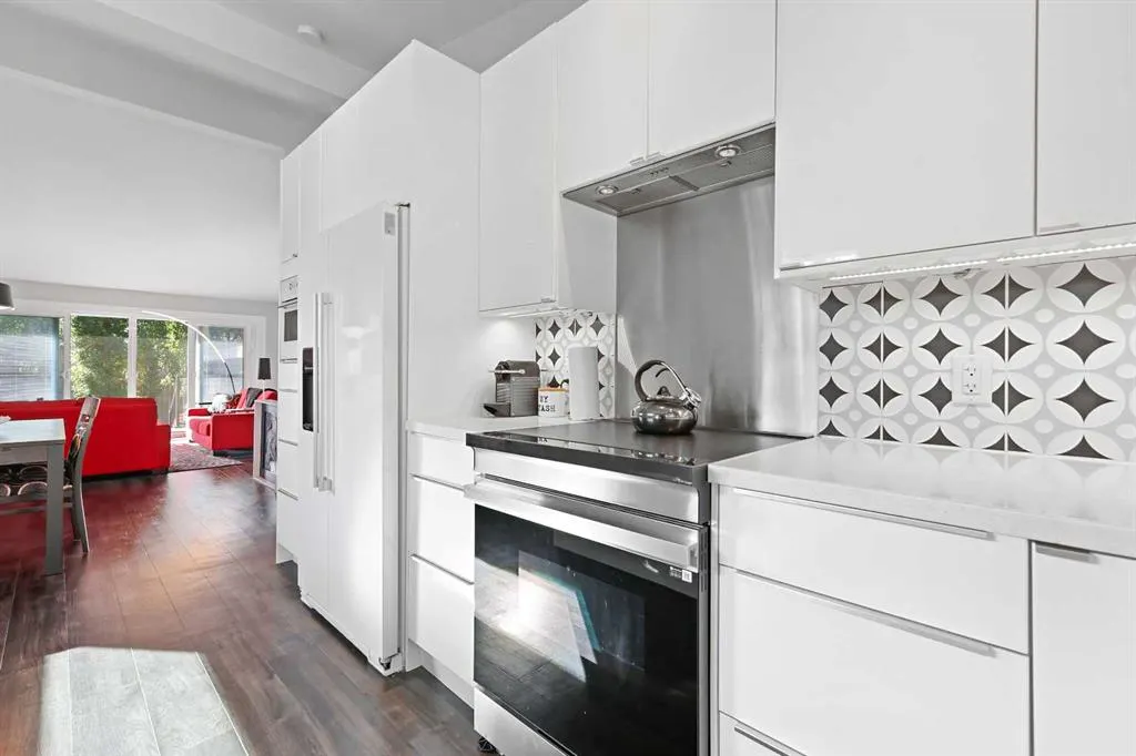 331 Wascana Road SE