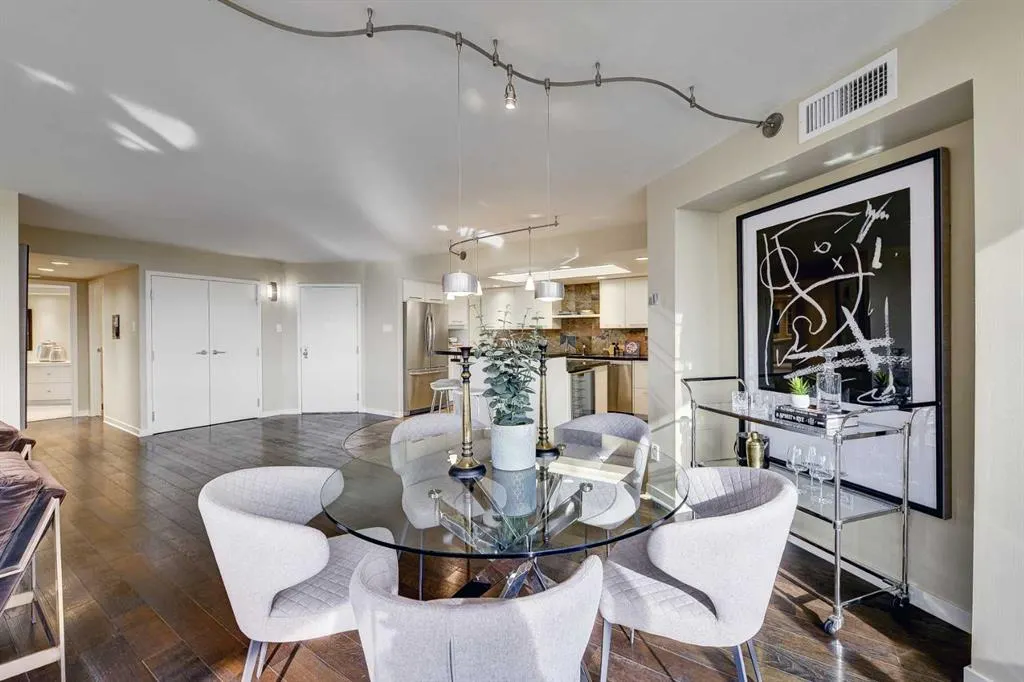 318 26 Avenue SW, #1605